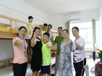 遠(yuǎn)恒佳重慶公學(xué)體驗營開營啦！