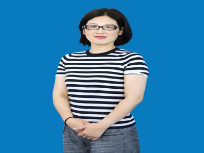 曾硯：音樂教師，高級(jí)教師，西南大學(xué)畢業(yè)，浙江省浙派名師。獲得·教育部全國(guó)音樂教教師基本功大賽二等獎(jiǎng)，溫州市骨干教師，溫州市音樂優(yōu)質(zhì)課一等獎(jiǎng)，溫州市藝術(shù)優(yōu)秀指導(dǎo)師，區(qū)優(yōu)秀教師，區(qū)教育系統(tǒng)工會(huì)先進(jìn)個(gè)人