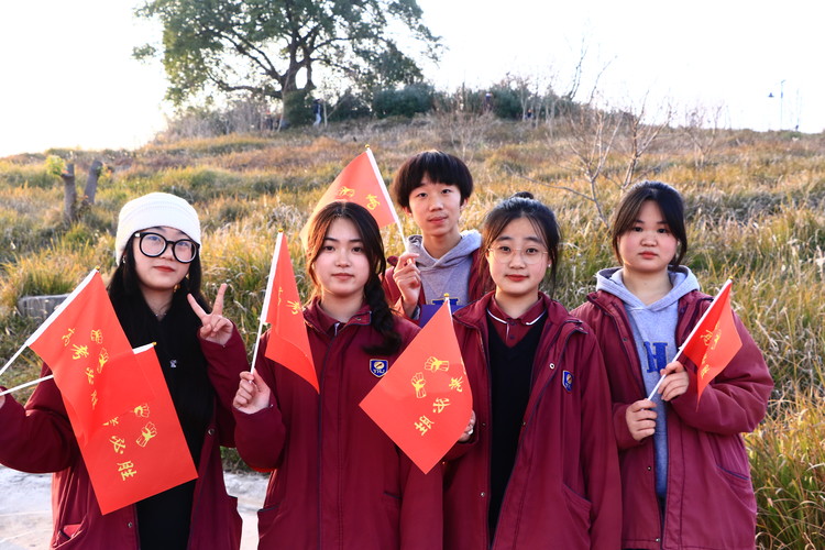 美好學(xué)生|鏖戰(zhàn)百日，問鼎六月；全力以赴，追逐夢想！——記遠恒佳學(xué)校中高考百日誓師大會